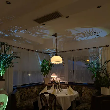 & Restaurant Mediterrane Kueche Hotel 3*