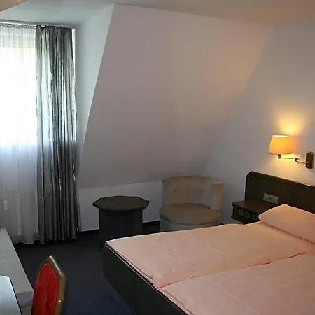 Ξενοδοχείο & Restaurant Mediterrane Kueche Horn-Bad Meinberg