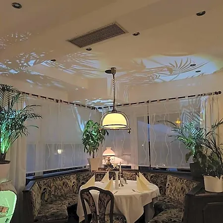 & Restaurant Mediterrane Kueche 3* Horn-Bad Meinberg