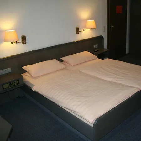 & Restaurant Mediterrane Kueche 3* Хорн-Бад-Майнберг