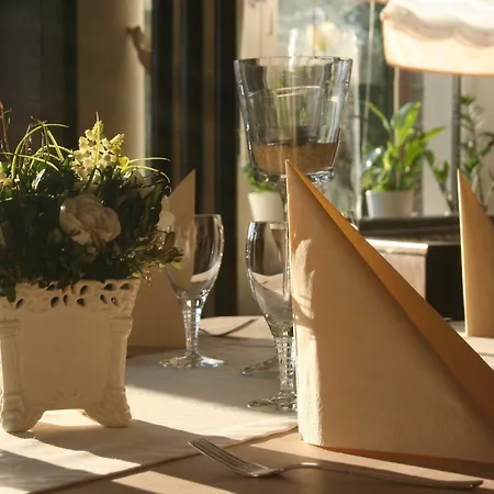 & Restaurant Mediterrane Kueche 3*