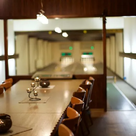 & Restaurant Mediterrane Kueche מלון