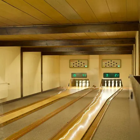 & Restaurant Mediterrane Kueche