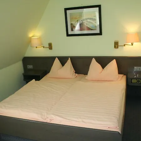 & Restaurant Mediterrane Kueche 3* Horn-Bad Meinberg