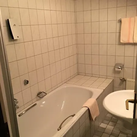 & Restaurant Mediterrane Kueche Hotel 3*