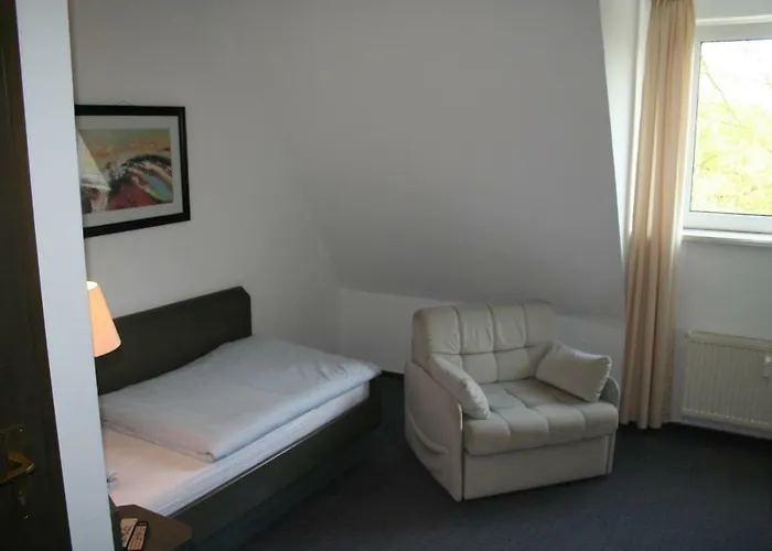 & Restaurant Mediterrane Kueche