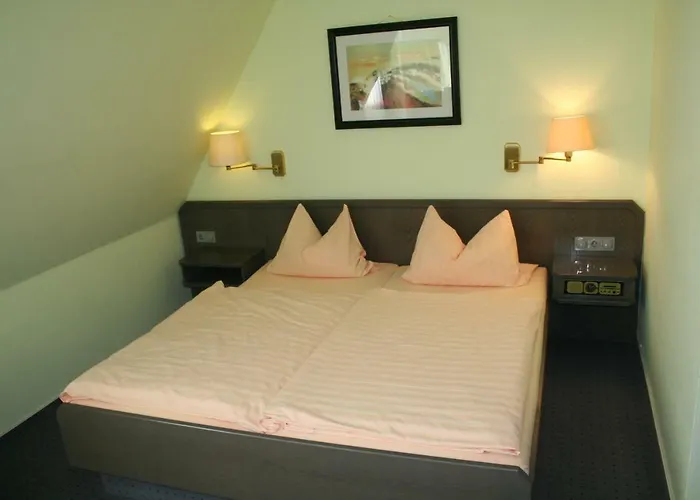 & Restaurant Mediterrane Kueche 3* Horn-Bad Meinberg