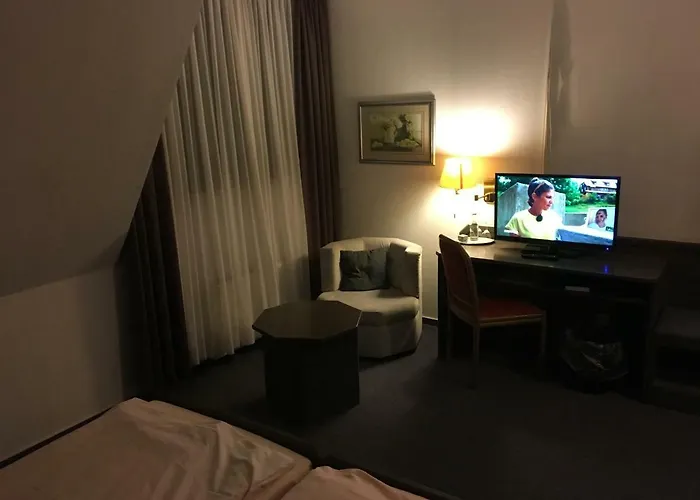 Hotel & Restaurant Mediterrane Kueche Horn-Bad Meinberg